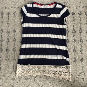 Jolt Size M Stripe Top with crochet trim